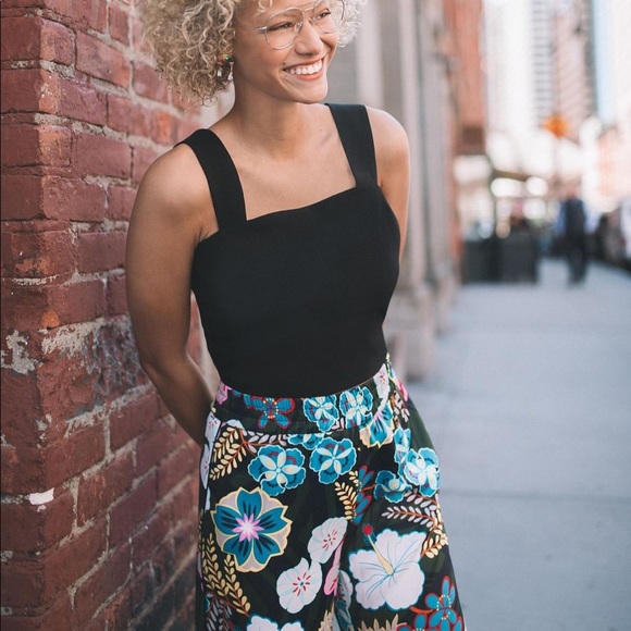 Tropical Print cropped pants silky and easy perfect for spring summer - Picture 5 of 11